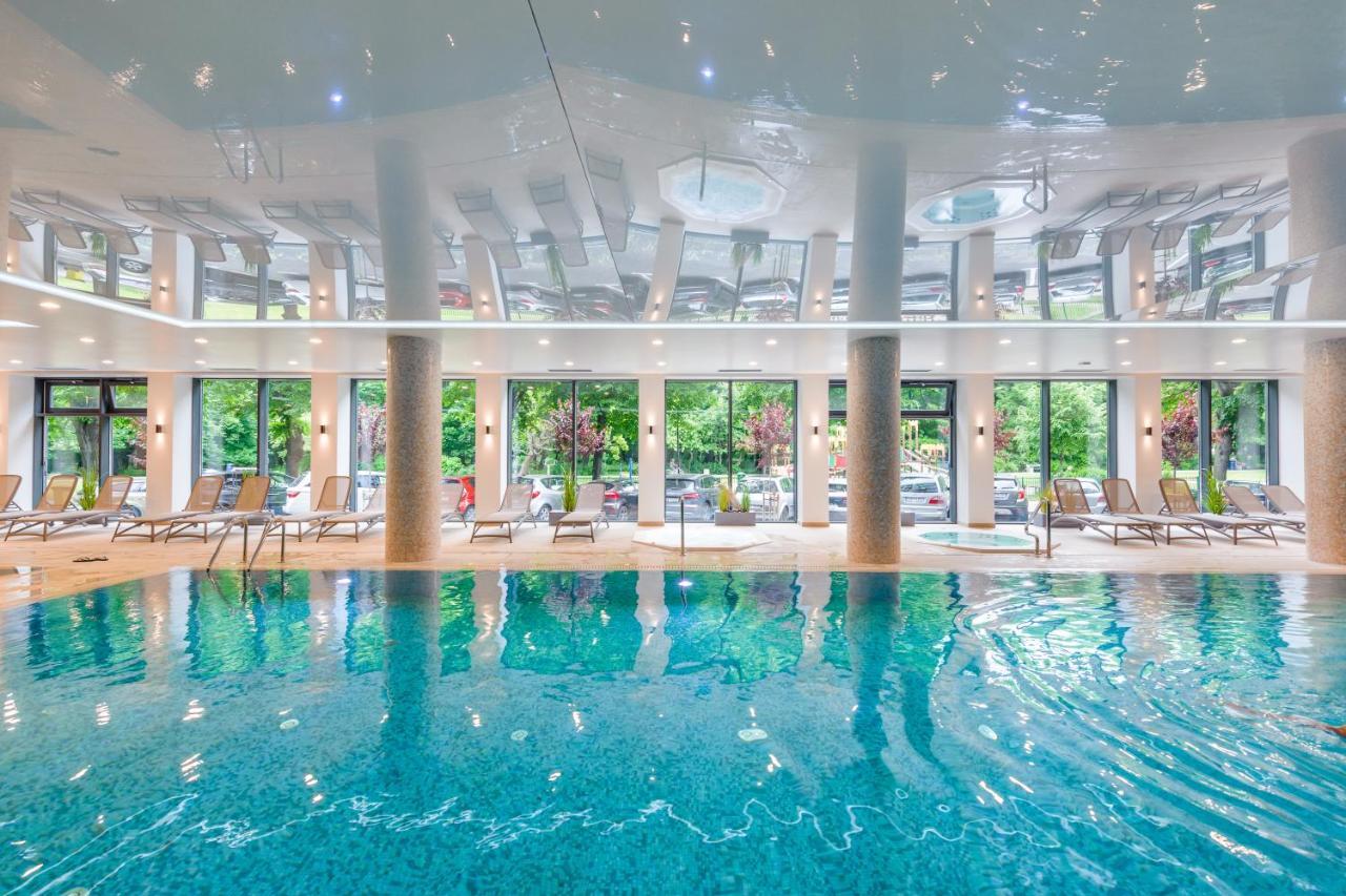 Apartament Tukan B101 Nadmorskie Tarasy - Holiday City 코워브제크 외부 사진